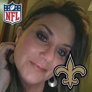 Meet your Posher, Cynthia